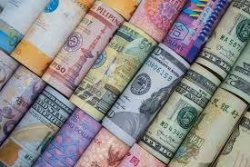 أسعار العملات الرئيسية أمام الجنيه الجمعة 1 مارس 2024